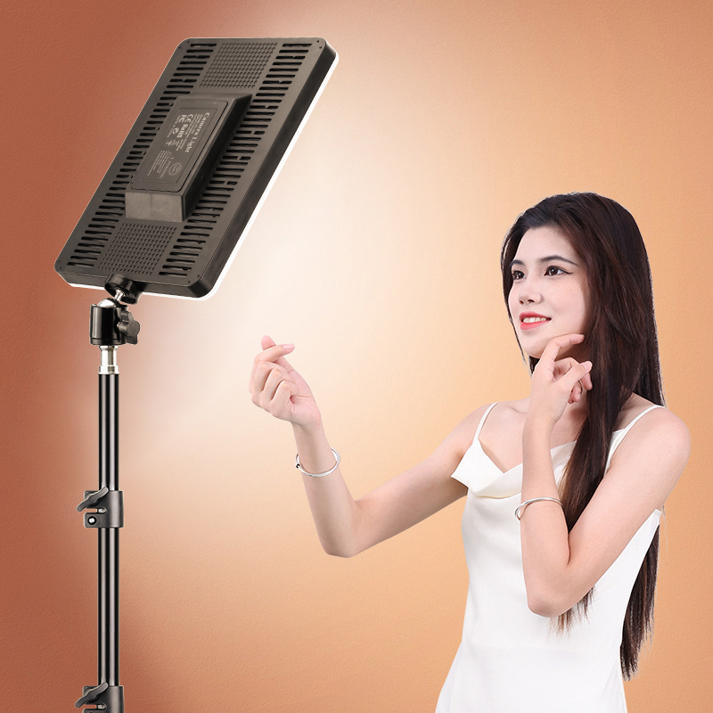 Światło Studio fotograficzne L – Led Light Panel Stream recenzja i cena